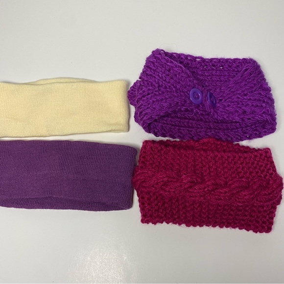 Women’s knitted flower design headbands - Picture 4 of 6